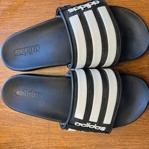 ADILETTE Adidas Men’s Black and White Striped Slides size 9